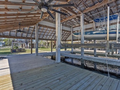 Nestled along the Suwannee River in the charming small town of - photo 42