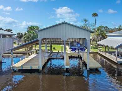 Nestled along the Suwannee River in the charming small town of - photo 46