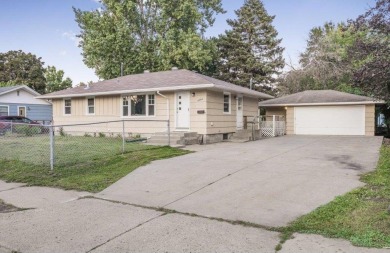 Twin Lakes - Hennepin County Home For Sale in Crystal Minnesota