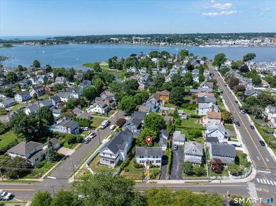 Private beach rights and an exceptional coastal lifestyle await - photo 1