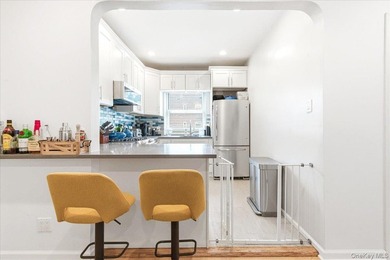 Discover the most neighborly, pet friendly, prewar coop in - photo 11