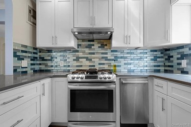 Discover the most neighborly, pet friendly, prewar coop in - photo 14
