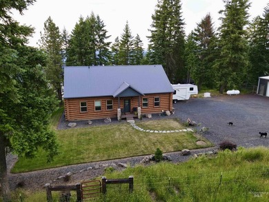 Log home with views of Dworshak Reservoir! This exceptional - photo 6
