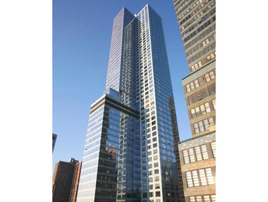 Hudson River Condo Sale Pending in New York (Manhattan) New York