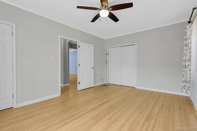 Discover the most neighborly, pet friendly, prewar coop in - photo 25