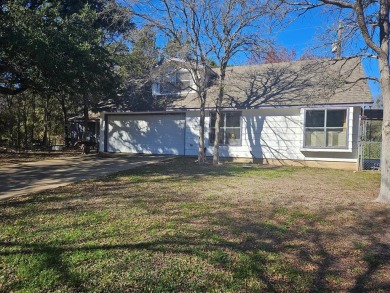 Lake Home For Sale in Clifton, Texas