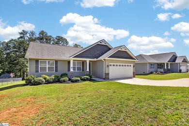 NO HOA! Beautiful 1/2 Acre Lot Just Minutes From Downtown Greer! - photo 2
