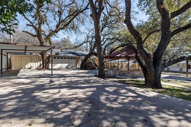 Wow the stone work and outdoor entertaining possibilities at - photo 4