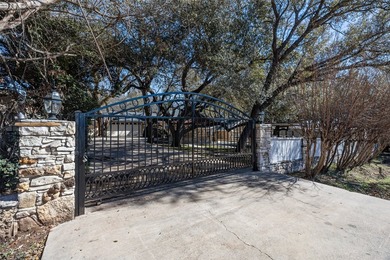 Wow the stone work and outdoor entertaining possibilities at - photo 5