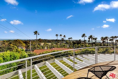 Presenting the Malibu Water Tower House - an iconic - photo 14