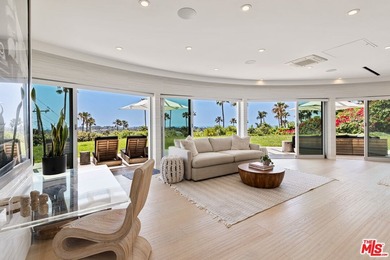 Presenting the Malibu Water Tower House - an iconic - photo 22
