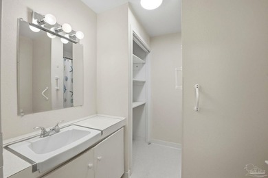 EXPERIENCE ELEVATED COASTAL LIVING FROM THIS 11TH FLOOR - photo 22