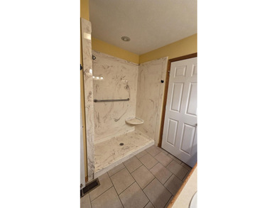 Welcome to market this well-maintained family home offering over - photo 23