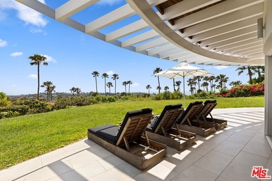 Presenting the Malibu Water Tower House - an iconic - photo 23