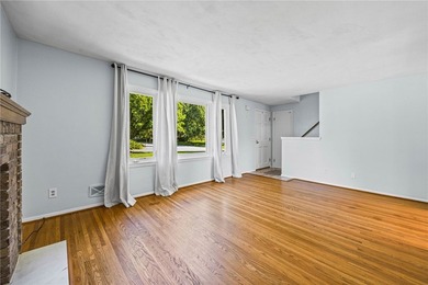 Welcome home to this beautifully maintained 4 bedroom, 2 full - photo 4