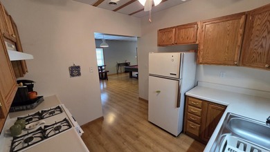 Welcome to market this well-maintained family home offering over - photo 27