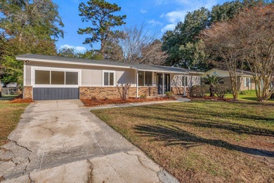 Lake Jackson - Leon County Home For Sale in Tallahassee Florida