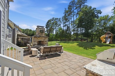 Welcome to this exceptional golf course home in The Palisades - photo 4