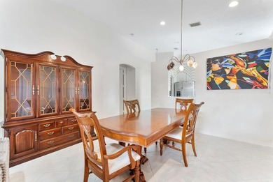 Beautifully maintained 3-bedroom, 2.5-bath home located on a - photo 13