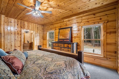 Discover unparalleled tranquility and self-sufficiency on this - photo 21