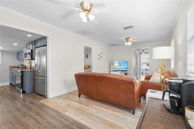 Charming and updated Turnkey  Bungalow in the Heart of Bradenton - photo 22