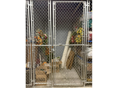 Located in the heart of downtown, walking distance to endless - photo 23