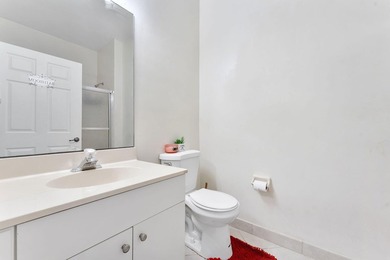 Beautifully maintained 3-bedroom, 2.5-bath home located on a - photo 26