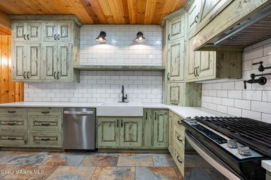 Discover unparalleled tranquility and self-sufficiency on this - photo 32