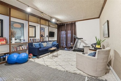 Welcome to this beautifully maintained 2-bedroom, 2-bathroom - photo 32