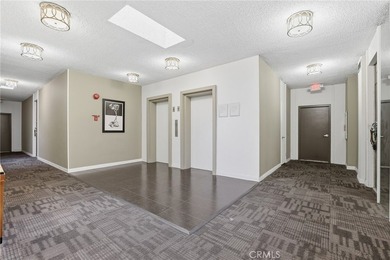 Welcome to this beautifully maintained 2-bedroom, 2-bathroom - photo 33