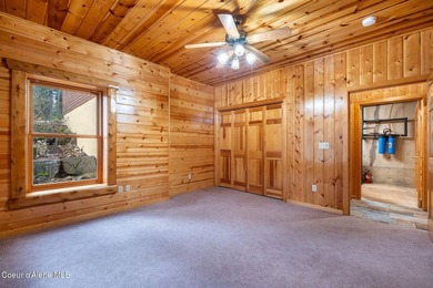 Discover unparalleled tranquility and self-sufficiency on this - photo 39