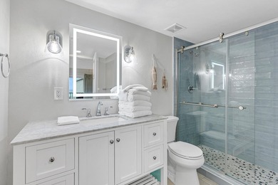 TOTALLY REMODELED GULF FRONT PENTHOUSE WITH ITS PRIVATE BEACH! 2 - photo 4