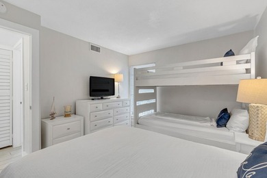 TOTALLY REMODELED GULF FRONT PENTHOUSE WITH ITS PRIVATE BEACH! 2 - photo 5