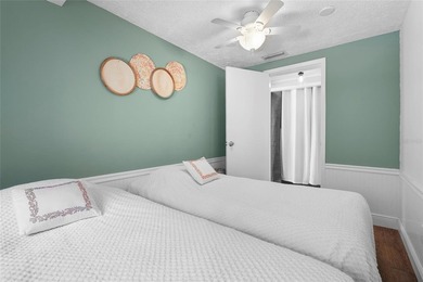 Charming and updated Turnkey  Bungalow in the Heart of Bradenton - photo 50