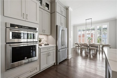 Rare Elevator Home Steps from Avalon! Welcome to luxurious - photo 27
