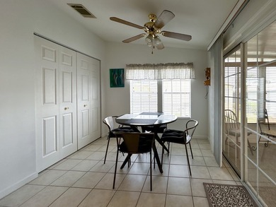Beautifully maintained and updated 3/2, fully furnished, in a - photo 31