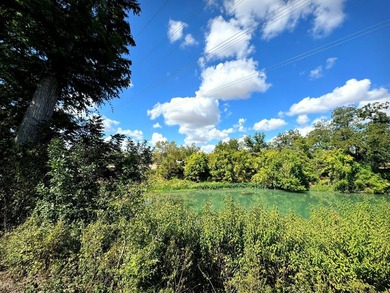 HALF-MILE RIVER FRONTAGE. Discover one of the most exceptional - photo 3