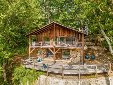 Chickamauga Lake Home For Sale in Ooltewah Tennessee