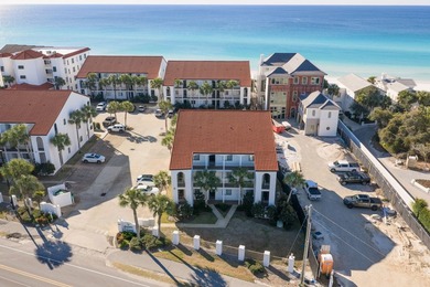 Welcome to The Palms at Seagrove, ideally situated in the heart - photo 3