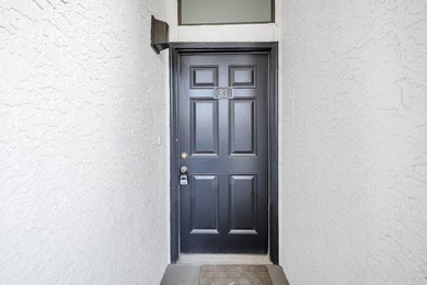 Welcome to The Palms at Seagrove, ideally situated in the heart - photo 4