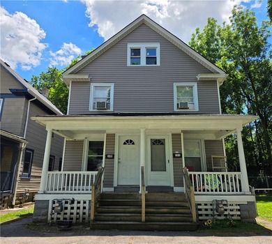 Turnkey investor's dream or perfect owner-occupant opportunity - photo 1