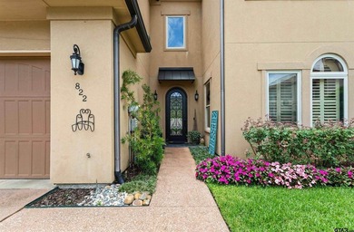 Nestled behind the gates of the Villas of Hollytree, 822 - photo 3