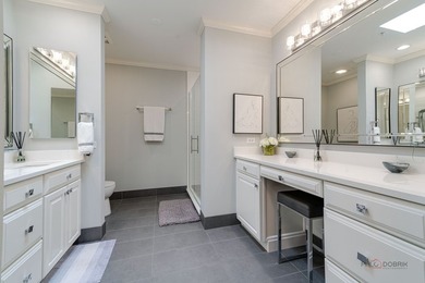 LARGEST PENTHOUSE END-UNIT | POND VIEWS | 3 BEDROOMS | 2.1 BATHS - photo 26