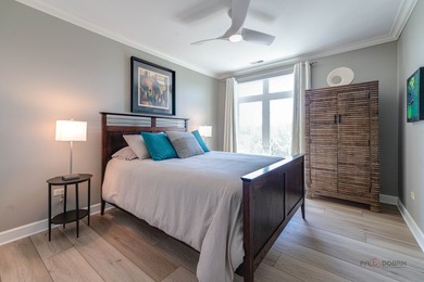 LARGEST PENTHOUSE END-UNIT | POND VIEWS | 3 BEDROOMS | 2.1 BATHS - photo 28
