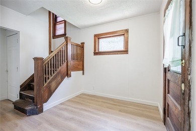 Tons of updates and move-in ready! This beautifully renovated - photo 2