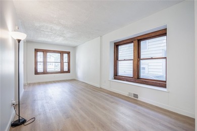 Tons of updates and move-in ready! This beautifully renovated - photo 5