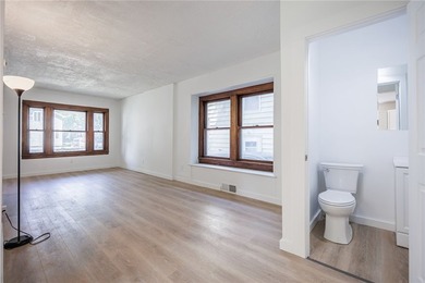 Tons of updates and move-in ready! This beautifully renovated - photo 6