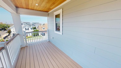 MOVE IN READY! ENJOY THE BEST OF SUMMER IN YOUR MARGATE HOME! - photo 21