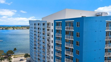 2 parking spaces PLUS valet! Penthouse-level living with 10' - photo 24