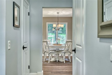THOUGHTFULLY DESIGNED. METICULOUSLY MAINTAINED. TRULY - photo 7